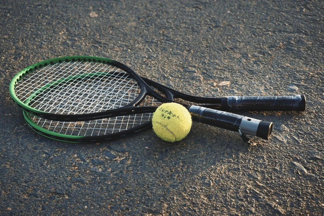 reguli tenis de camp