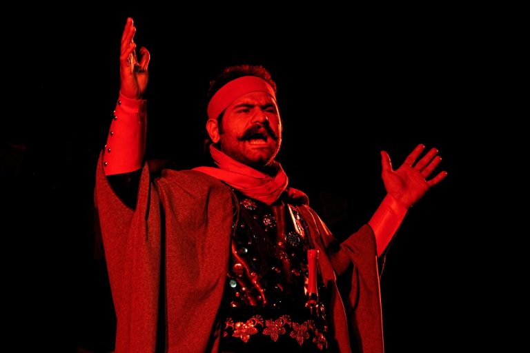 actori romani de teatru